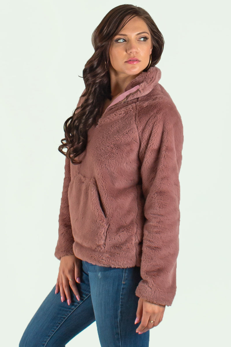 trendy mauve pullover, trendy fleece pullover, trendy pink fleece pullover