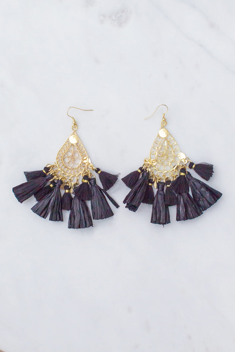 black boutique earrings, black fashion earrings, black tassel earrings, boutique tassel earrings, fashion tassel earrings